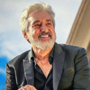 شاهکار ماندگار ابی : اهنگ دوست دارم سبد سبد باز گل عشق جوونه زد