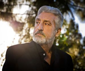 اهنگ تنهاتر از انسان در لحظه ی مرگ